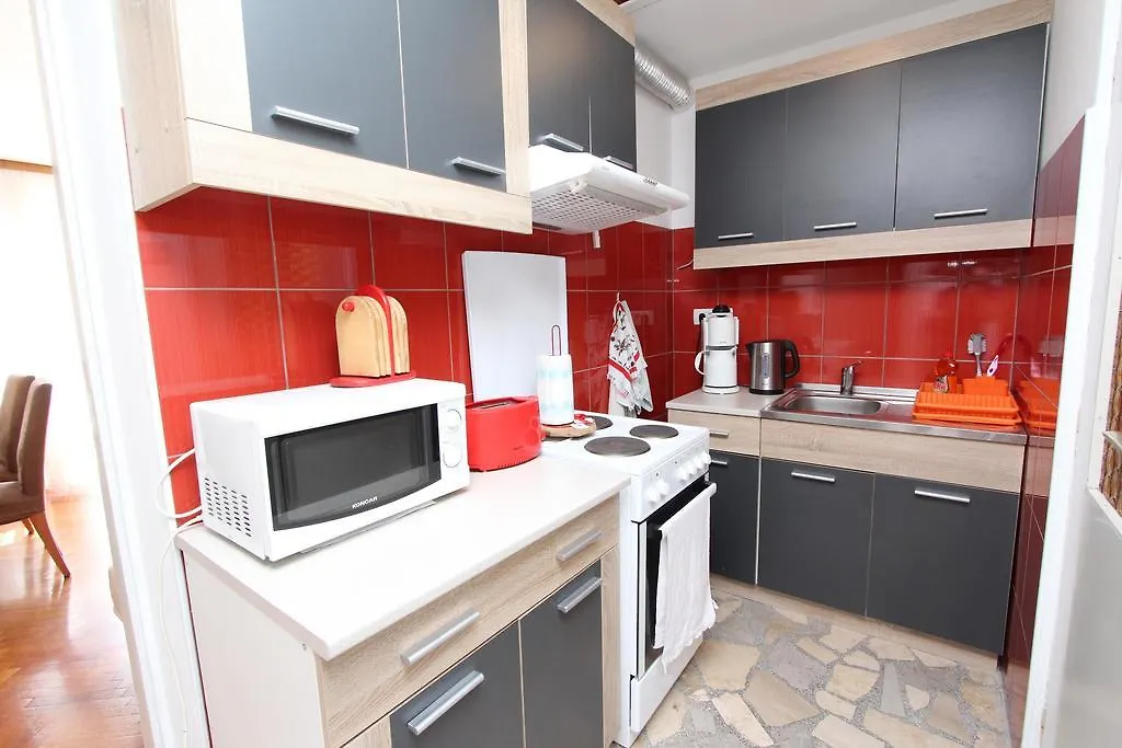 Apartments Monpeloso Rovinj 0*,